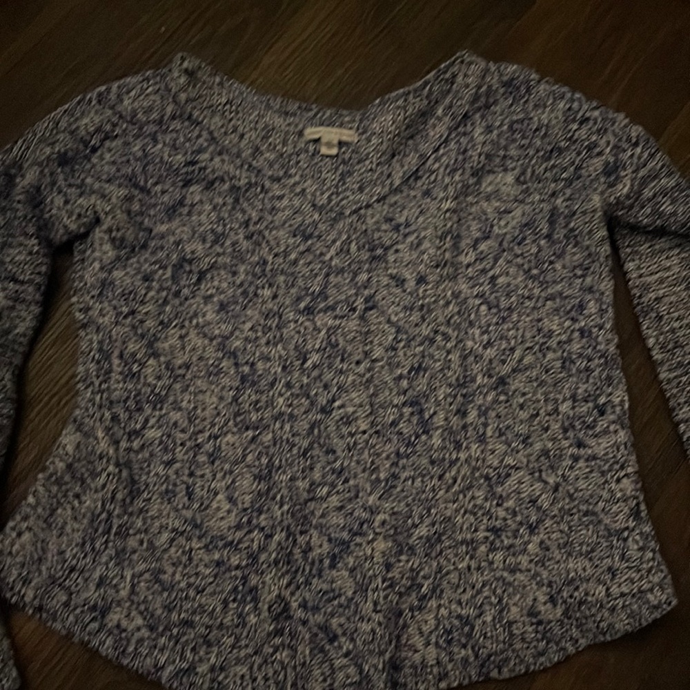 American eagle sweater